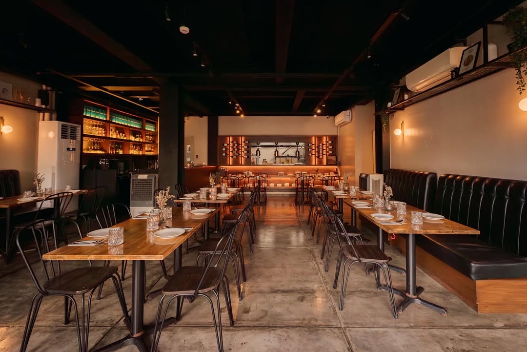 Mijo dining room interior detail