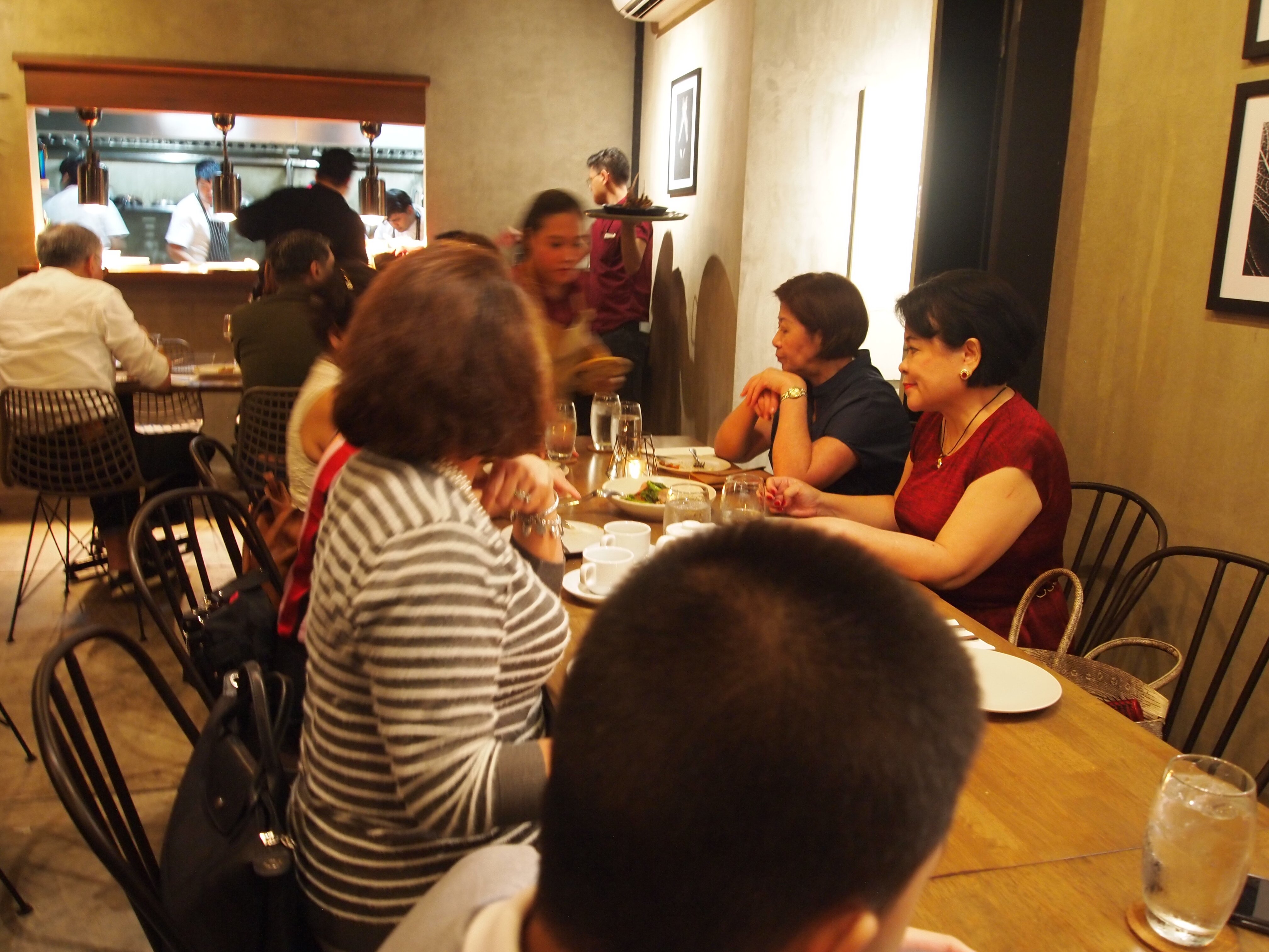 Mijo table and guests